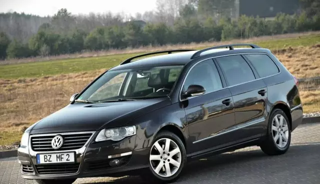 VOLKSWAGEN Passat 
