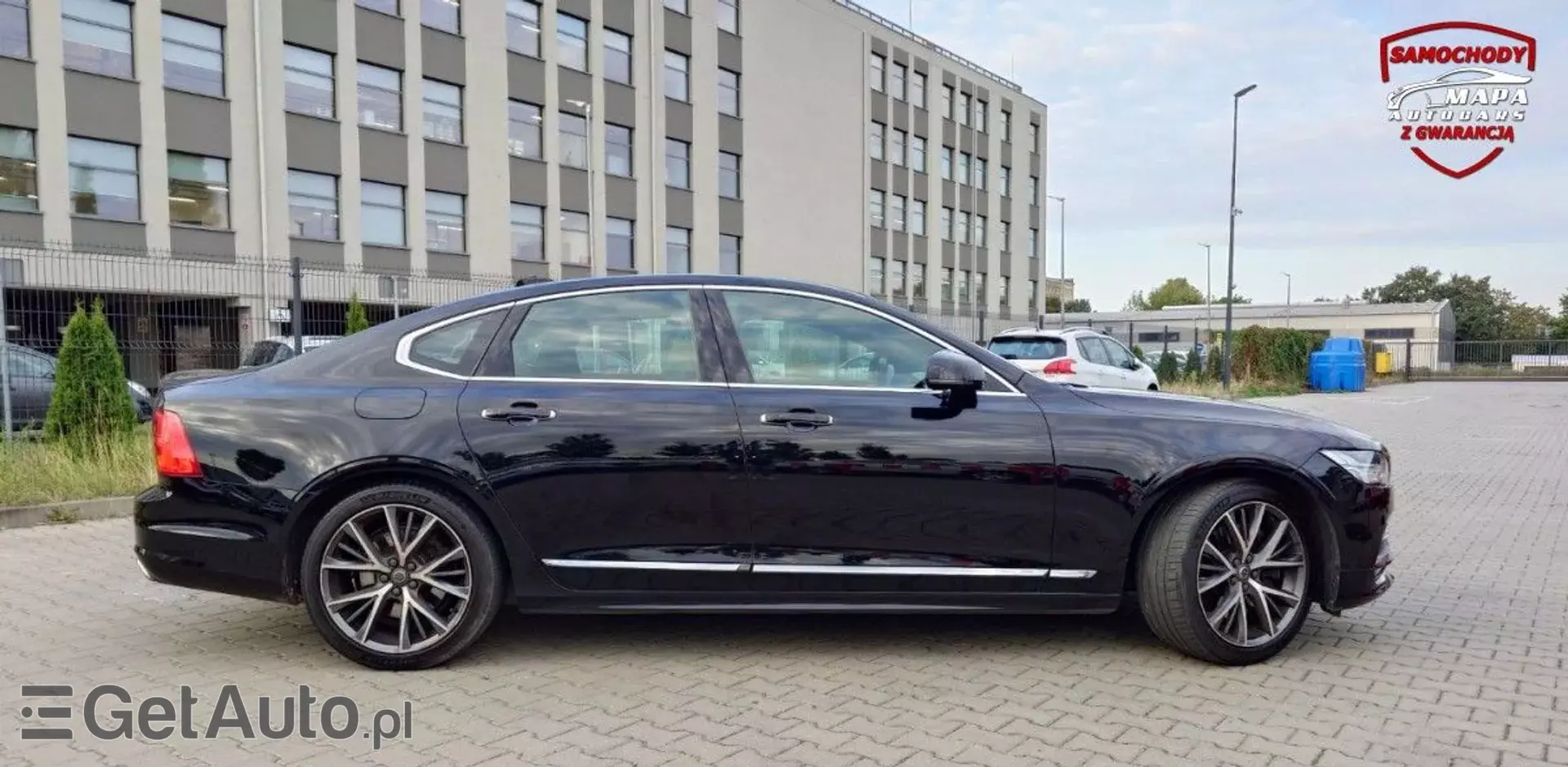 VOLVO S90 