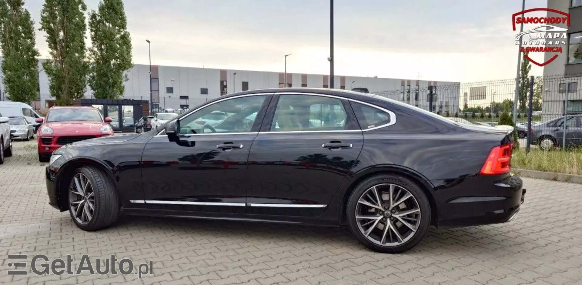 VOLVO S90 