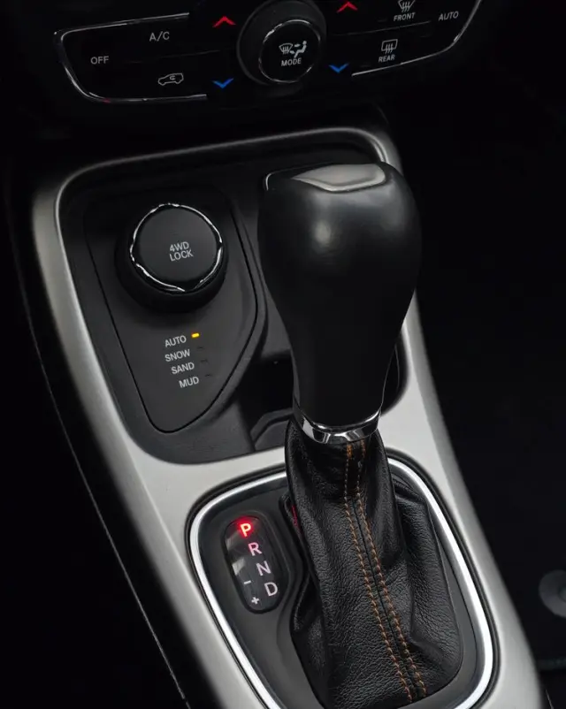 JEEP Compass 2.0 MJD Limited 4WD S&S