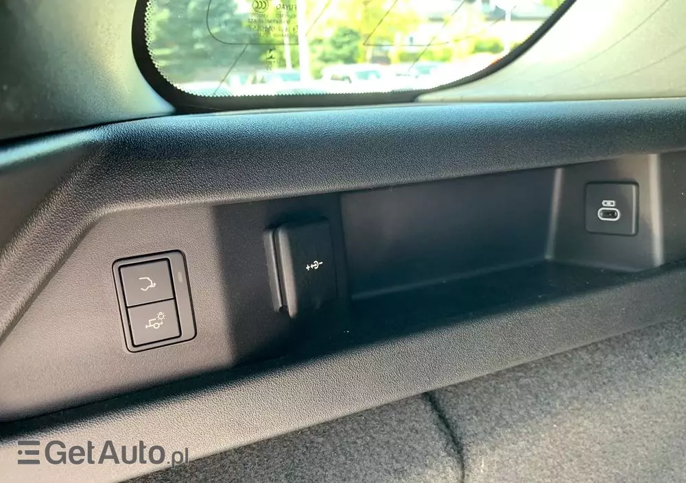 LAND ROVER Discovery Sport D200 Dynamic HSE