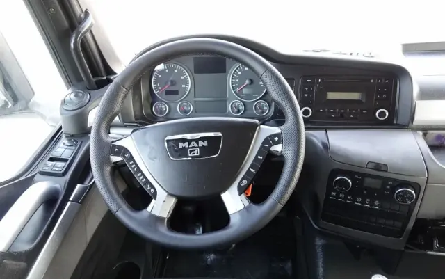 MAN TGX 18.480 / HYDRAULIKA / RETARDER / MANUAL /  NISKA KABINA 