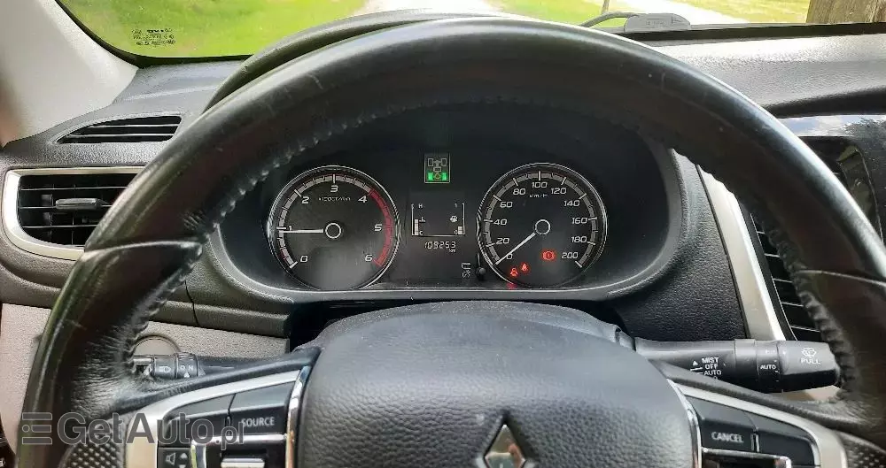 MITSUBISHI L200 2.4 d DC Intense Plus EU6