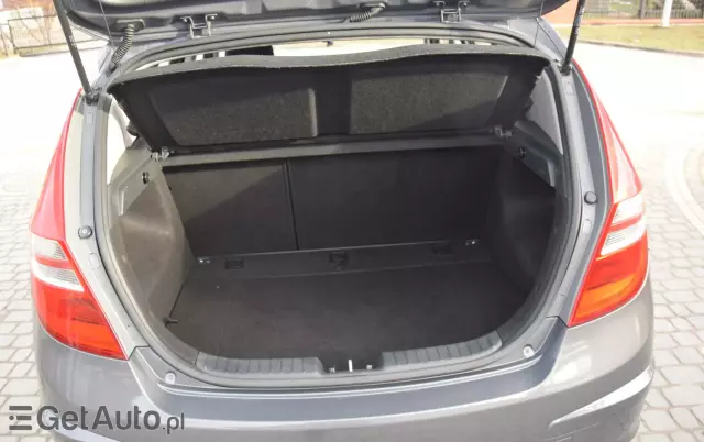 HYUNDAI I30 1.4 blue Comfort