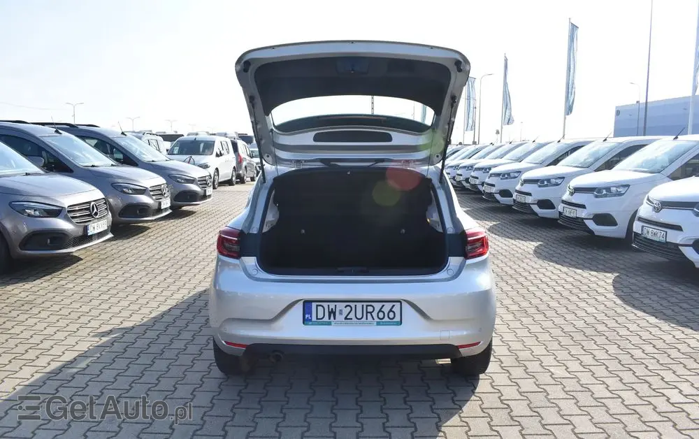 RENAULT Clio 1.0 TCe Equilibre