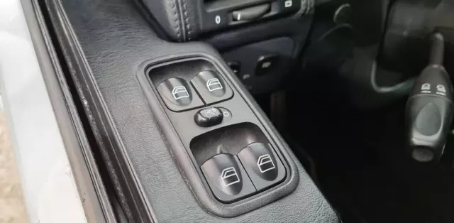 MERCEDES-BENZ Klasa G 