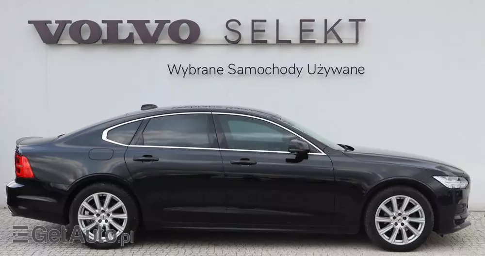 VOLVO S90 D4 Momentum