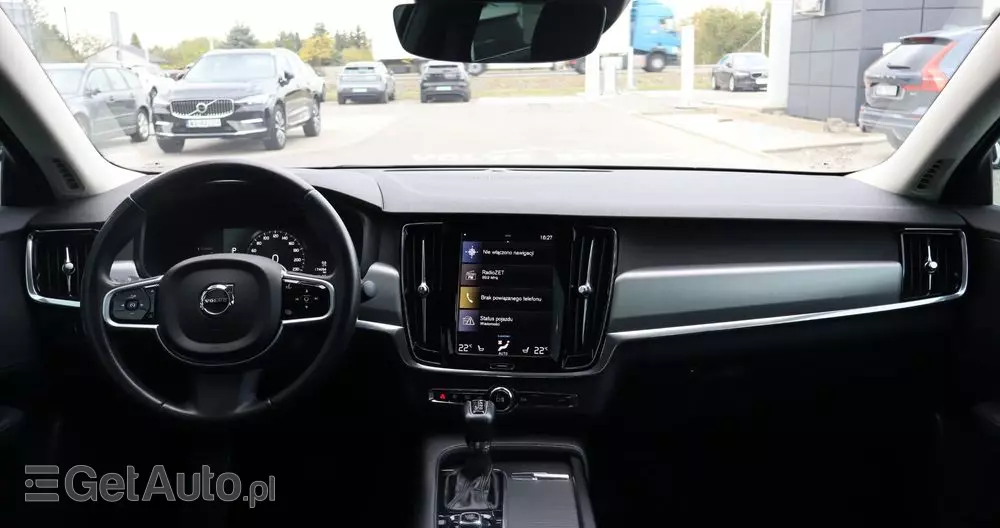 VOLVO S90 D4 Momentum