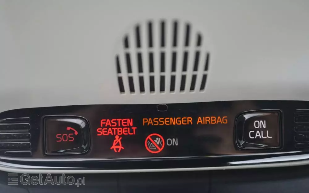 VOLVO S90 D4 Momentum