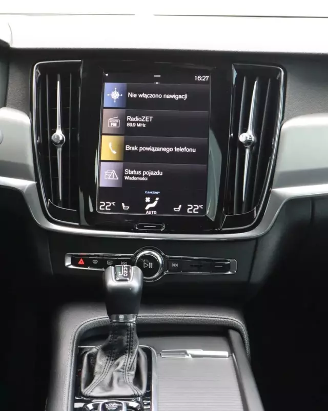 VOLVO S90 D4 Momentum