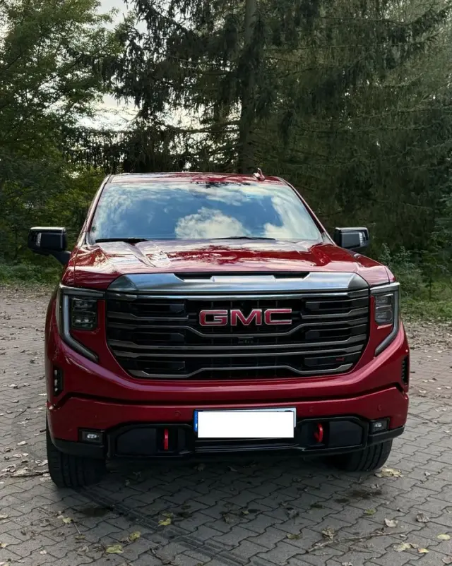 GMC Sierra 