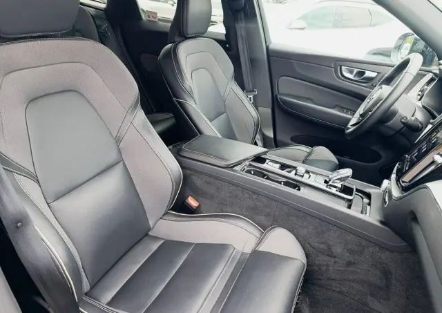 VOLVO XC 60 