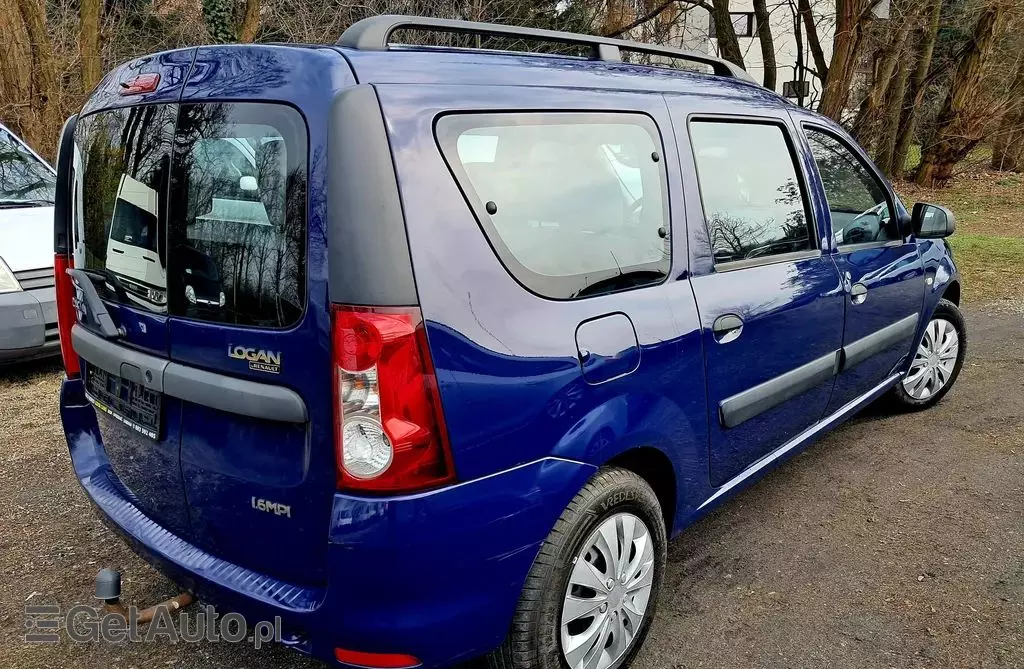 DACIA Logan 