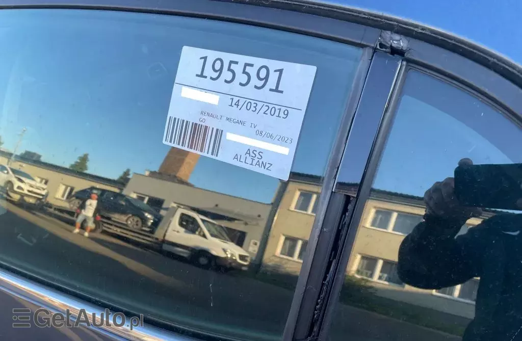 RENAULT Megane 