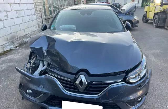 RENAULT Megane 