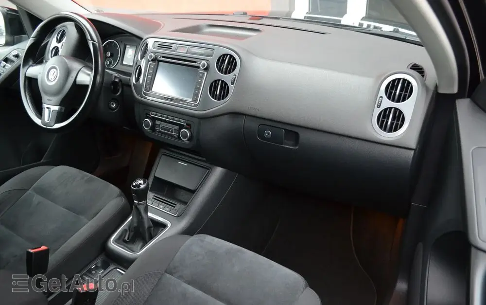 VOLKSWAGEN Tiguan 2.0 TDI DPF 4Motion Sport & Style