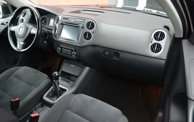 VOLKSWAGEN Tiguan 2.0 TDI DPF 4Motion Sport & Style