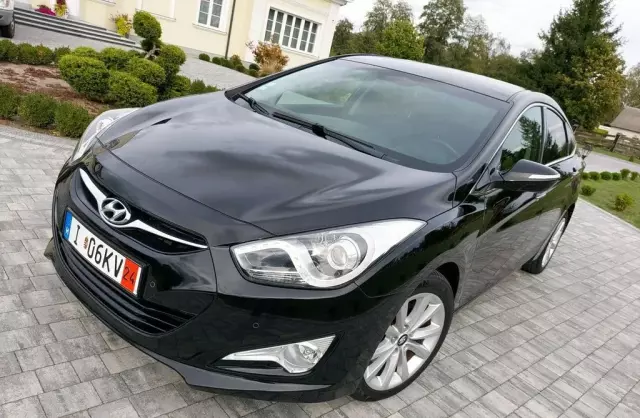 HYUNDAI I40 