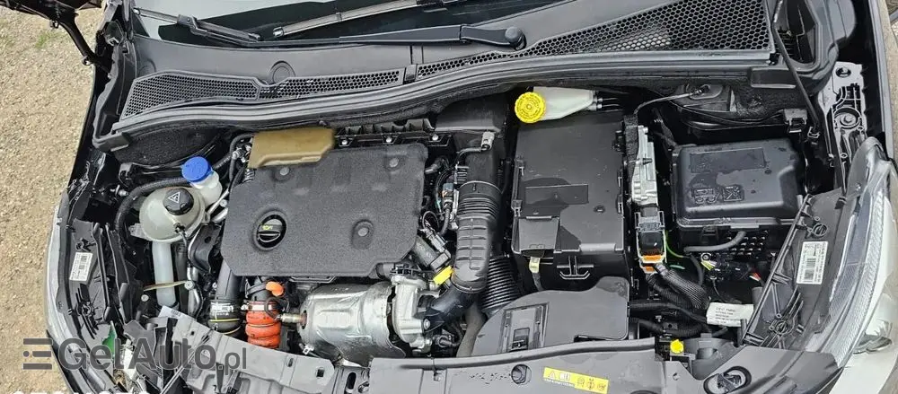 PEUGEOT 2008 1.5 BlueHDi Allure