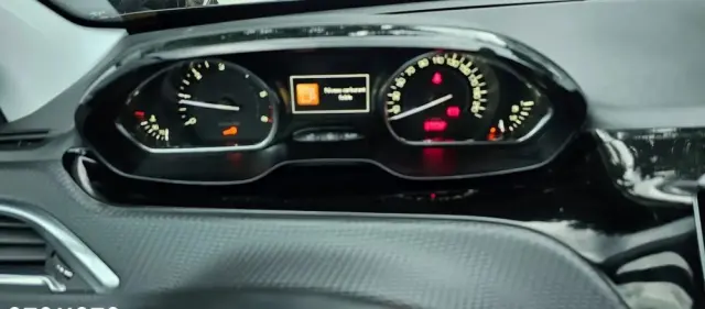 PEUGEOT 2008 1.5 BlueHDi Allure