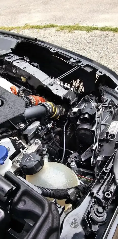 PEUGEOT 2008 1.5 BlueHDi Allure