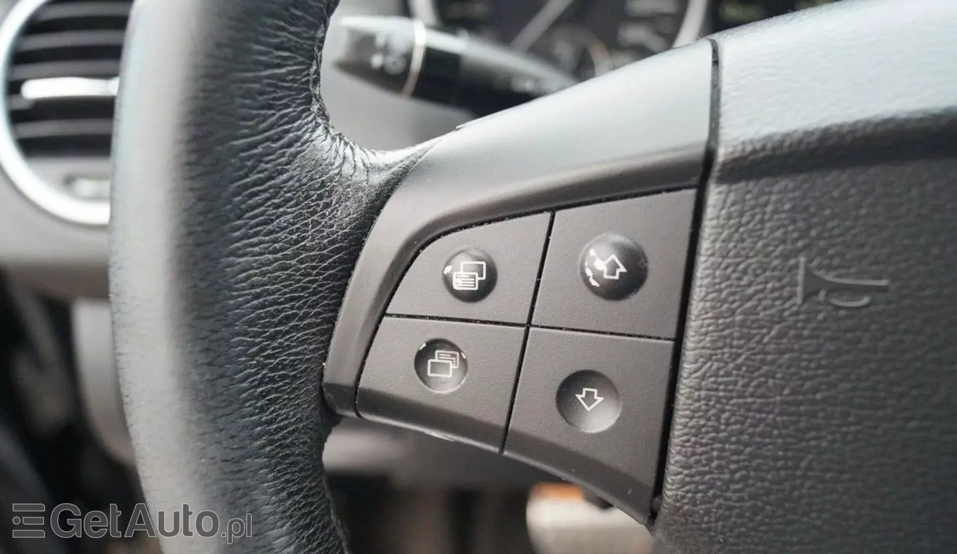 MERCEDES-BENZ Klasa M 