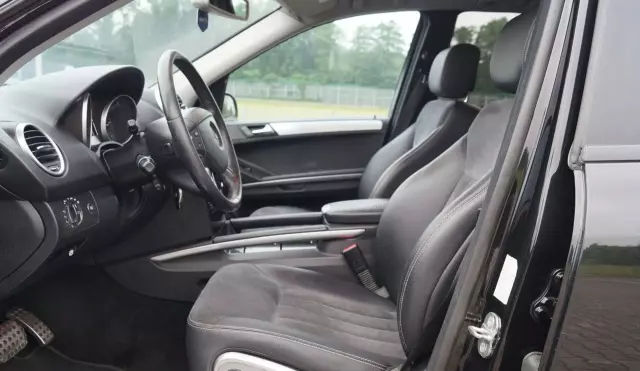 MERCEDES-BENZ Klasa M 