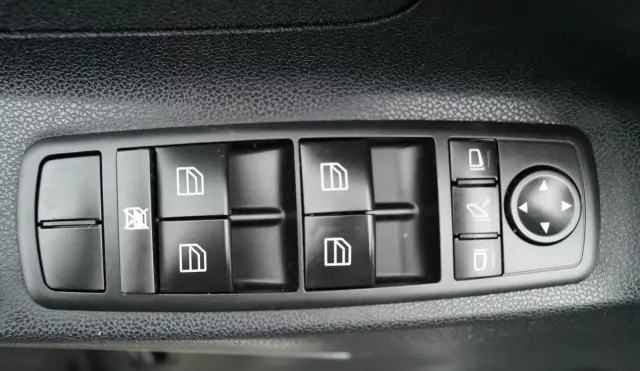 MERCEDES-BENZ Klasa M 