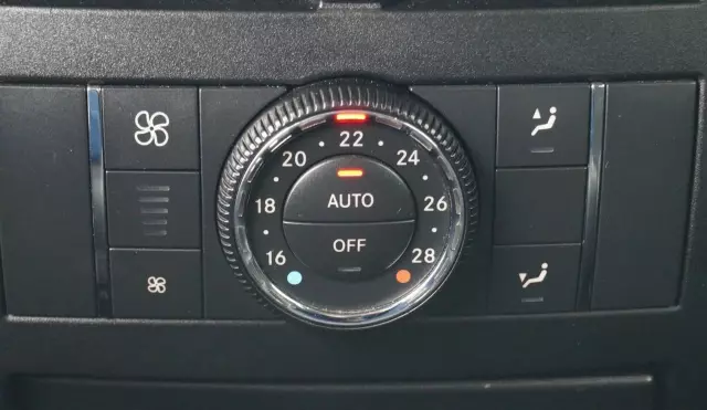 MERCEDES-BENZ Klasa M 