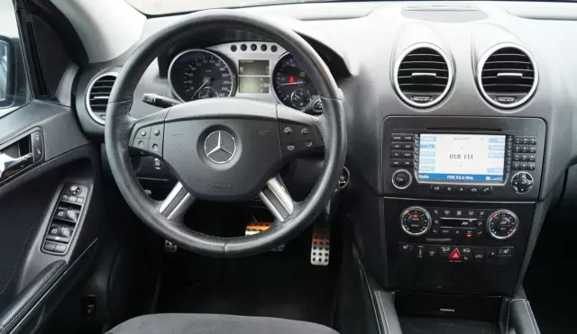 MERCEDES-BENZ Klasa M 