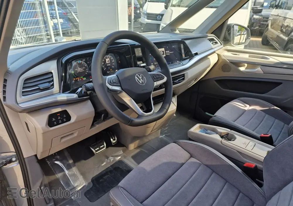 VOLKSWAGEN Multivan 