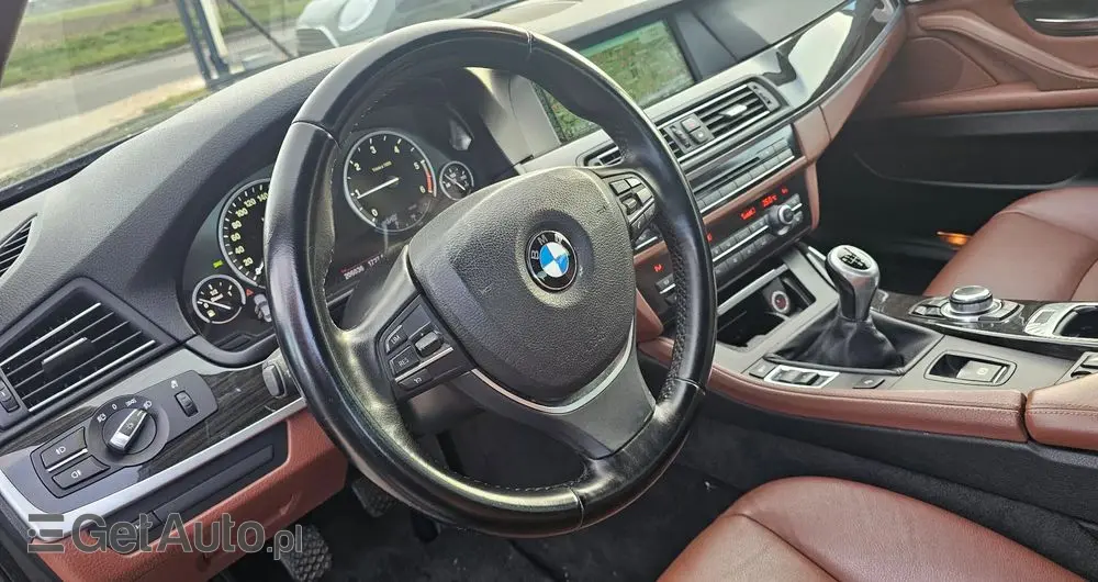 BMW Seria 5 520d Edition Fleet