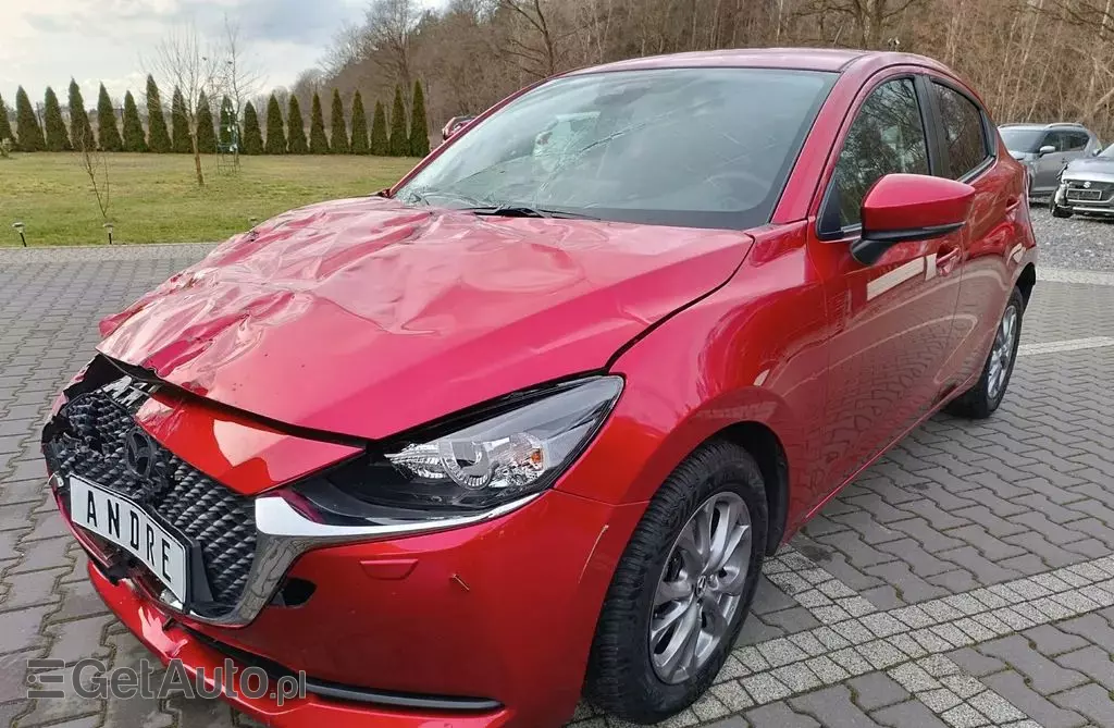 MAZDA 2 