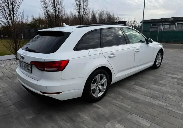 AUDI A4 Avant 
