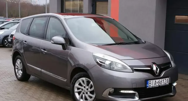 RENAULT Grand Scenic 