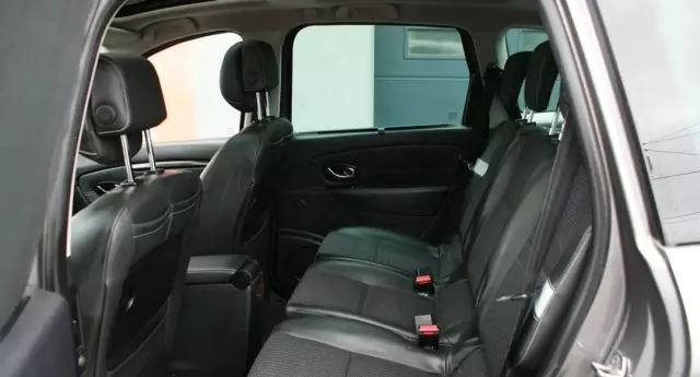 RENAULT Grand Scenic 