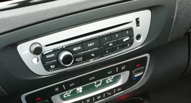 RENAULT Grand Scenic 