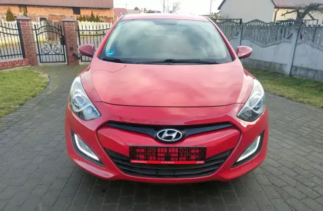 HYUNDAI I30 