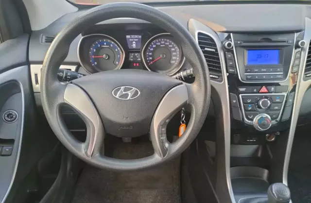 HYUNDAI I30 