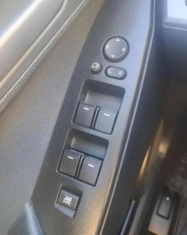 MAZDA 3 2.0 MZR Edition