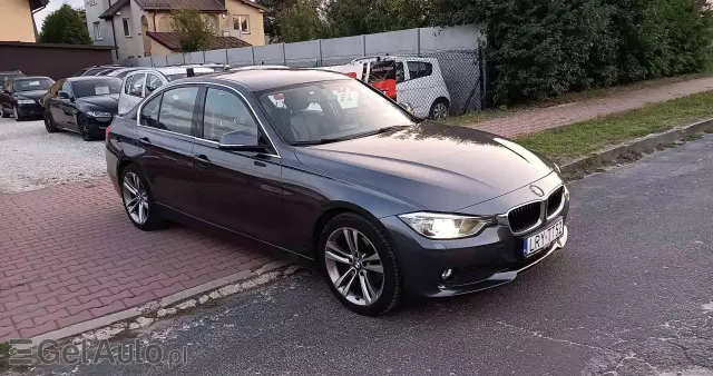 BMW Seria 3 320i Efficient Dynamics Edition Modern Line