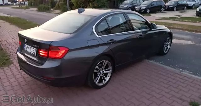 BMW Seria 3 320i Efficient Dynamics Edition Modern Line