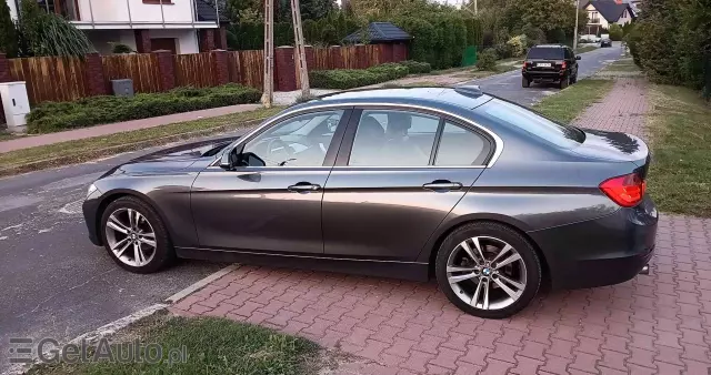 BMW Seria 3 320i Efficient Dynamics Edition Modern Line