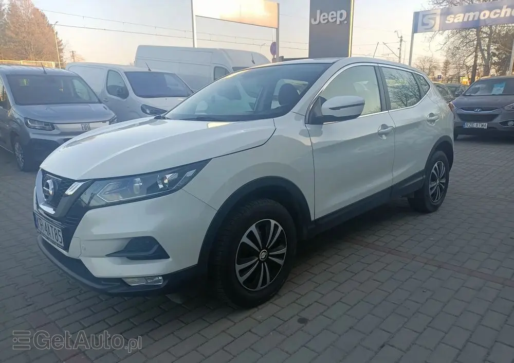 NISSAN Qashqai 1.2 DIG-T Acenta