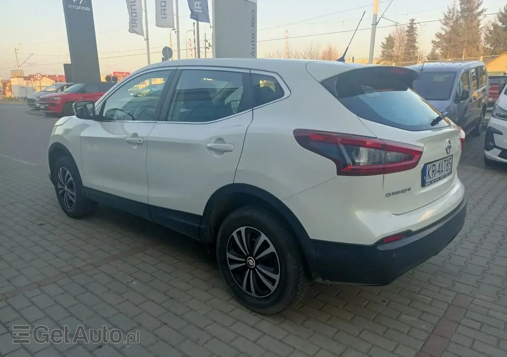 NISSAN Qashqai 1.2 DIG-T Acenta