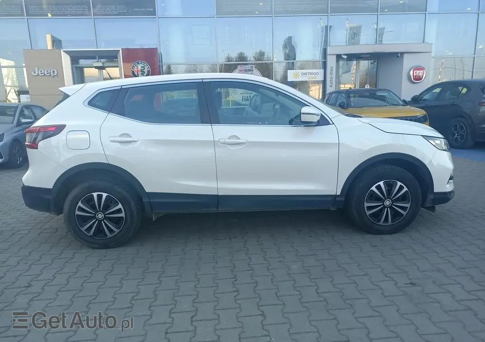 NISSAN Qashqai 1.2 DIG-T Acenta