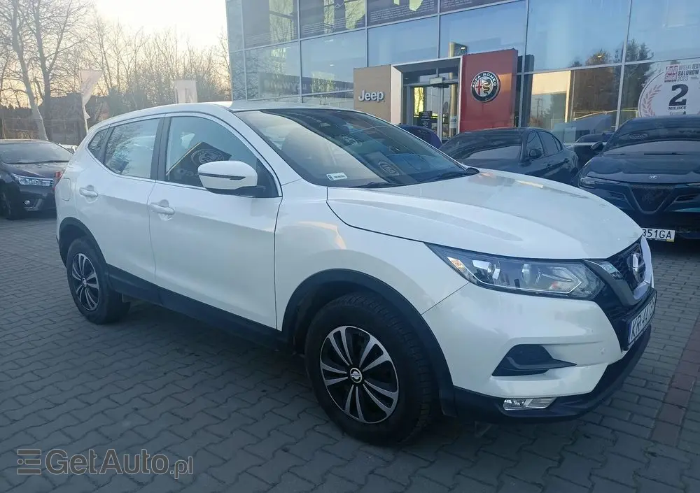 NISSAN Qashqai 1.2 DIG-T Acenta