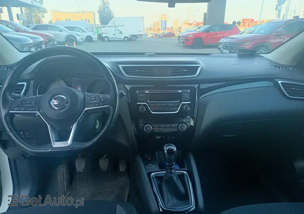 NISSAN Qashqai 1.2 DIG-T Acenta