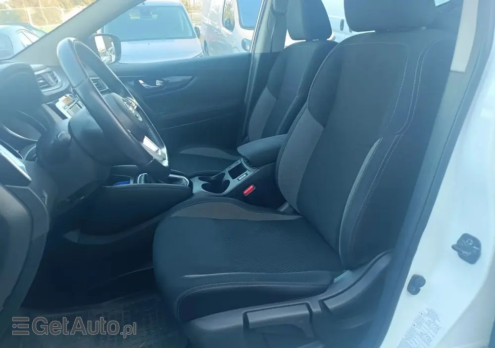 NISSAN Qashqai 1.2 DIG-T Acenta