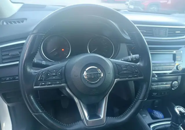 NISSAN Qashqai 1.2 DIG-T Acenta